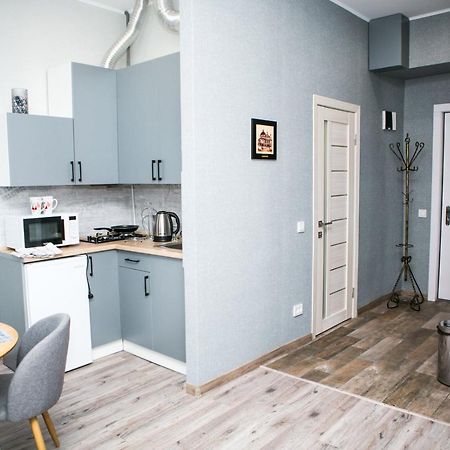Appartamento Luxury Flat In Downtown Leopoli Esterno foto