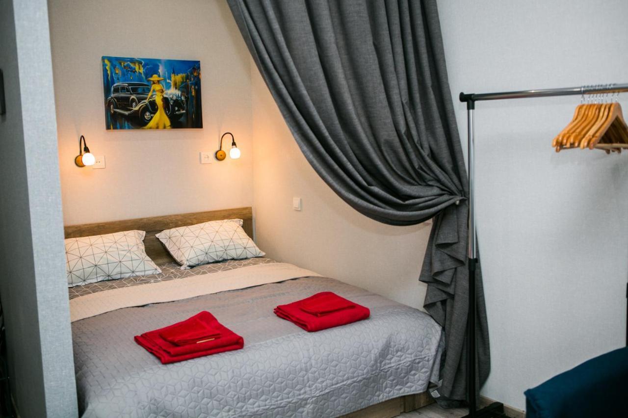 Appartamento Luxury Flat In Downtown Leopoli Esterno foto
